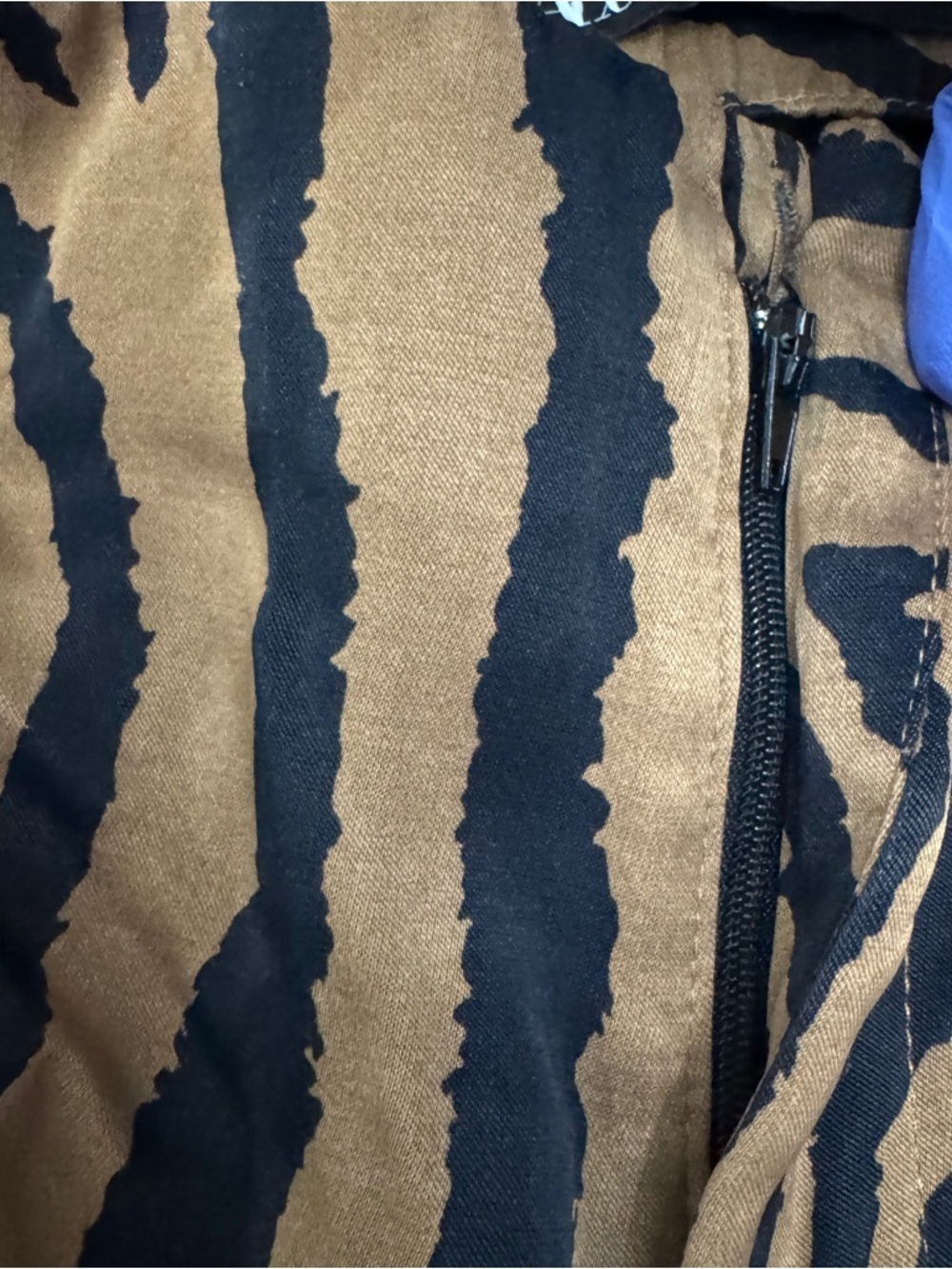 Zara Tiger Print Pants Womens Size XS - Picture 7 of 10